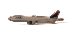Delta 777 Lapel Pin