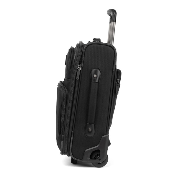 Travelpro FlightCrew™ 5 Slim Expandable Rollaboard®