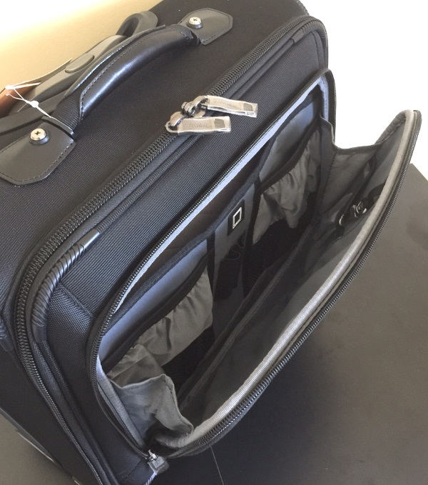 [Travelpro Crew11 Rolling Tote] The Flight Attendant Shop