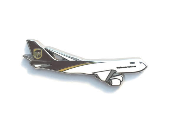UPS 747-800 AIRPLANE LAPEL TACK PIN UNITED PARCEL SERVICE AIRLINE PILOT GIFT NEW 